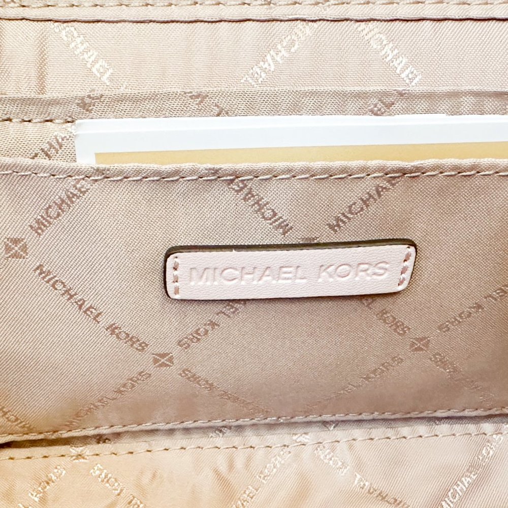 Michael Kors Jet Set Item Medium Zip Trunk Crossbody Bag MK Signature Pink Multi - Picture 5 of 12